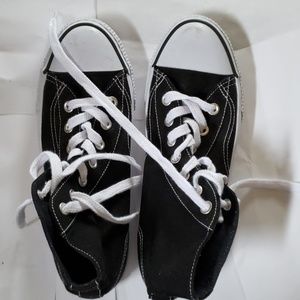 Payless Airwalk Hightop Tennis Shoes